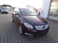 Gebraucht Mercedes B200 156 PS (114 kW) 2017 Nachtschwarz Van / Kleinbus