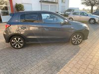 Gebraucht Mitsubishi Space Star Select+ 71 PS (52 kW) 2023 Grau Kleinwagen