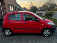 Gebraucht Hyundai i10 67 PS (49 kW) 2010 Rot Kleinwagen