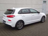 gebraucht Hyundai i30 1.4 YES! RKAM ALU 16 SHZ NAV TMAT