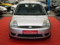 Gebraucht Ford Fiesta 60 PS (44 kW) 2005 Silber Kleinwagen