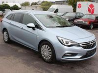 Gebraucht Opel Astra Innovation 110 PS (80 kW) 2018 Diamant blau(m2) / diam silb Kombi