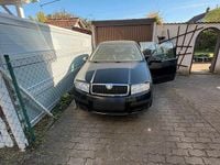 Używany Skoda Fabia 85 KM (62 kW) 2006 Czarny Hatchback