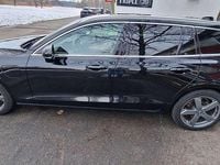 Gebraucht Volvo V60 Inscription 390 PS (286 kW) 2020 Schwarz Kombi