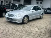 Gebraucht Mercedes C180 Elegance 143 PS (105 kW) 2006 Silber Limousine
