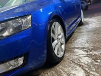 Gebraucht Skoda Octavia 150 PS (110 kW) 2016 Blau Kleinwagen