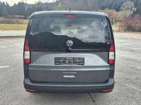 Gebraucht VW Caddy Maxi 114 PS (83 kW) 2022 Grau Van / Kleinbus