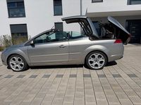 Gebraucht Ford Focus Cabriolet 145 PS (106 kW) 2008 Grau Cabrio