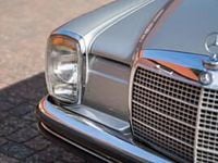 Gebraucht Mercedes 250 150 PS (110 kW) 1970 Silber Coupé