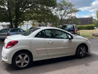 Gebraucht Peugeot 207 CC 120 PS (88 kW) 2010 Weiß Cabrio