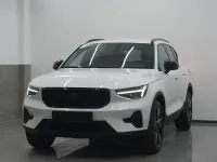Gebraucht Volvo XC40 Plus 163 PS (119 kW) 2025 Weiß SUV