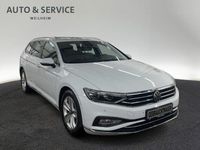 Gebraucht VW Passat Elegance 150 PS (110 kW) 2024 Weiß Kombi