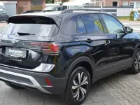 Gebraucht VW T-Cross Life 116 PS (85 kW) 2025 Deep black perleffekt (metallic) SUV