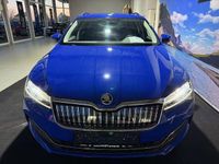 Gebraucht Skoda Superb Ambition 218 PS (160 kW) 2023 Blau Kombi