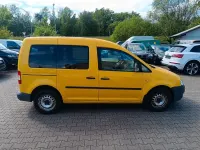 Usata VW Caddy 69 CV (50 kW) 2007 Giallo Monovolume