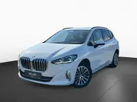 Gebraucht BMW 220 Luxury Line 163 PS (119 kW) 2025 Weiß Van / Kleinbus