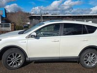 Gebraucht Toyota RAV4 Executive 197 PS (144 kW) 2017 Weiß SUV