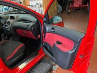 Gebraucht Peugeot 206 75 PS (55 kW) 2008 Rot Kleinwagen
