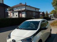 Gebraucht Toyota Aygo 72 PS (52 kW) 2019 Weiß Kleinwagen