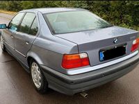 Gebraucht BMW 318 Performance 116 PS (85 kW) 1995 Grau Limousine