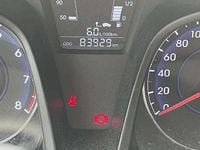 Gebraucht Hyundai ix20 125 PS (91 kW) 2014 Weiß Kleinwagen