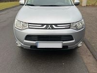Gebraucht Mitsubishi Outlander Invite 150 PS (110 kW) 2014 Silber SUV