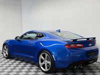 Gebraucht Chevrolet Camaro 453 PS (333 kW) 2018 Vector/electric blue metallic Coupé