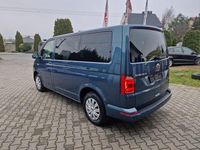 Gebraucht VW Caravelle 150 PS (110 kW) 2016 Grün Van / Kleinbus