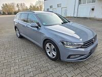 Gebraucht VW Passat Business 200 PS (147 kW) 2022 Grau Kombi