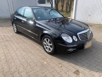 Gebraucht Mercedes E320 Avantgarde 224 PS (164 kW) 2006 Schwarz Limousine