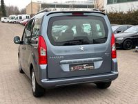 Gebraucht Peugeot Partner 92 PS (67 kW) 2012 Lackierung eisengrau/metallic Van / Kleinbus