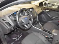 Gebraucht Ford Focus Trend 125 PS (91 kW) 2016 Iridiumschwarz metallic Kombi