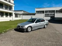 Gebraucht BMW 320 150 PS (110 kW) 1991 Grau Limousine