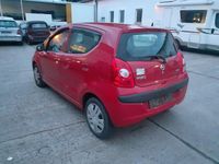 Gebraucht Nissan Pixo Acenta 68 PS (50 kW) 2011 Rot Kleinwagen