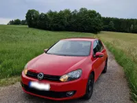 Gebraucht VW Golf VI 105 PS (77 kW) 2009 Rot Kleinwagen