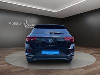 Gebraucht VW T-Roc Style 150 PS (110 kW) 2020 Schwarz / deep black (metallic) SUV