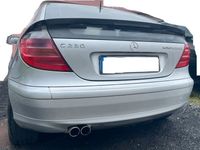 Gebraucht Mercedes C230 197 PS (144 kW) 2001 Silber Coupé