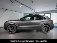 Gebraucht Porsche Cayenne 470 PS (345 kW) 2024 Quarzitgrau SUV