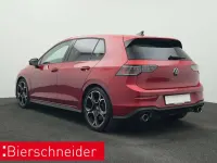 Gebraucht VW Golf VIII GTI 265 PS (194 kW) 2024 Kings red Limousine