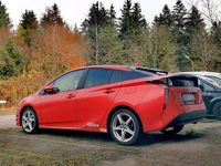 Gebraucht Toyota Prius Executive 122 PS (89 kW) 2017 Rot Limousine
