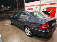 Gebraucht Mercedes C320 218 PS (160 kW) 2001 Blau Limousine