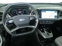 Gebraucht Audi Q4 e-tron Ambiente 219 kW (299 PS) 2023 Gletscherweiß metallic SUV