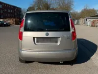 Gebraucht Skoda Roomster 69 PS (50 kW) 2009 Gold Van / Kleinbus