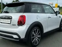 Gebraucht Mini Cooper Pepper 136 PS (100 kW) 2023 Weiß Kleinwagen