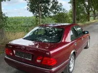 Gebraucht Mercedes E200 Elegance 136 PS (100 kW) 1998 Rot Limousine