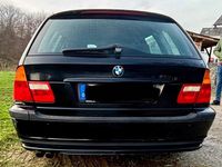 Gebraucht BMW 320 170 PS (125 kW) 2002 Schwarz Kombi
