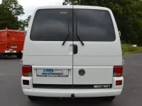 Second-hand VW Caravelle 102 CP (75 kW) 2003 Alb Van