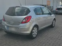 Gebraucht Opel Corsa 90 PS (66 kW) 2010 Silber Kleinwagen