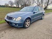 Gebraucht Mercedes E320 Avantgarde 204 PS (150 kW) 2004 Blau Kombi