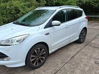 Gebraucht Ford Kuga SYNC Edition 150 PS (110 kW) 2015 Weiß SUV